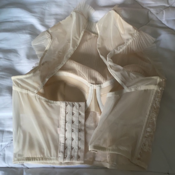 Victoria’s Secret - Picture 4 of 4